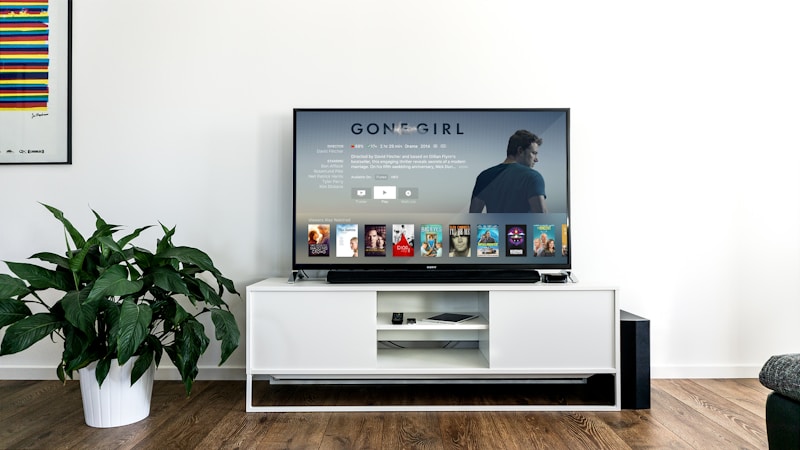 Dutch IPTV kanalen televisie thuis